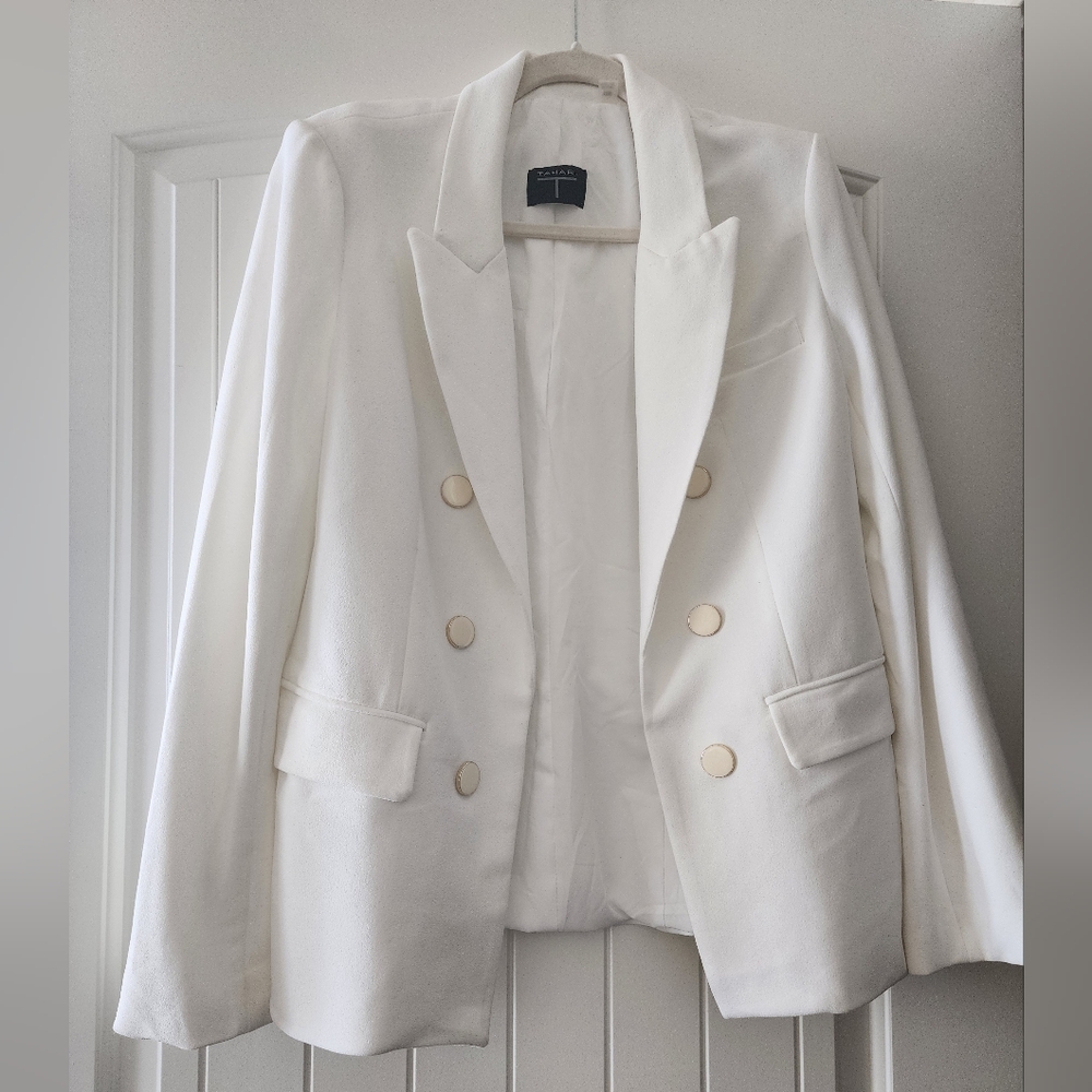 Tahari White Blazer